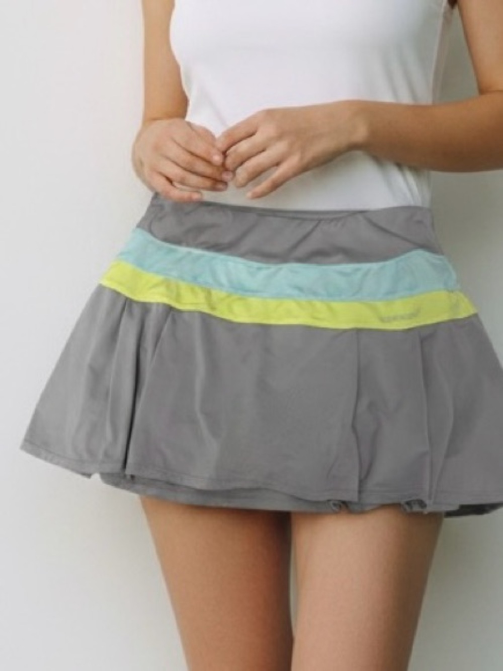 503 - Head Gray Athletic Skort with Mint and Neon Yellow Stripes Size Medium
